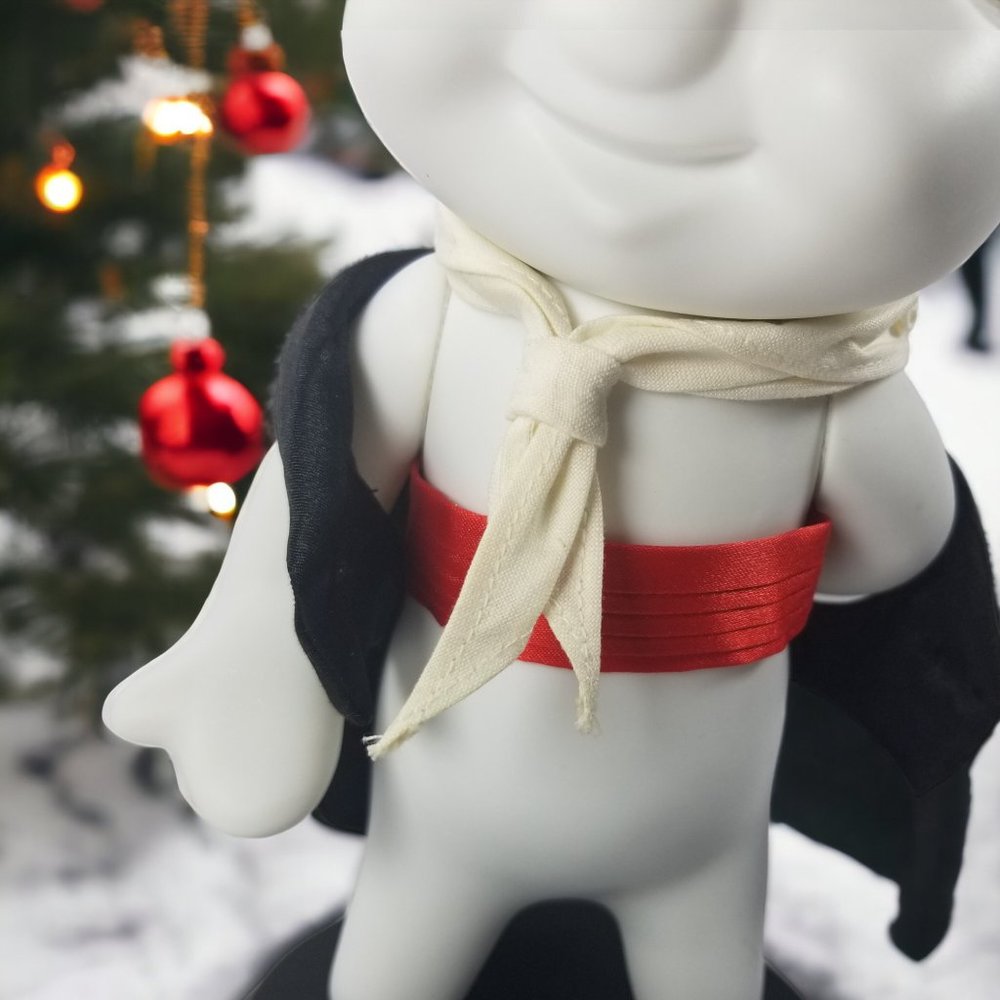 Pillsbury Doughboy Porcelain Collector’s Doll “At Your Service” Danbury Mint - Picture 6 of 15